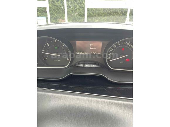 Sahibinden Peugeot 208 1.5 BlueHDi Active Dynamic 2020 Model 