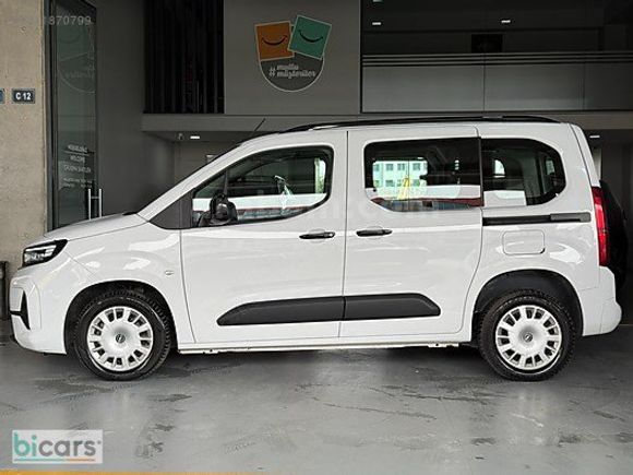 BİCARS I 2025 OPEL COMBO 1.5D ESSENTİAL 44.000 KM ORJİNAL