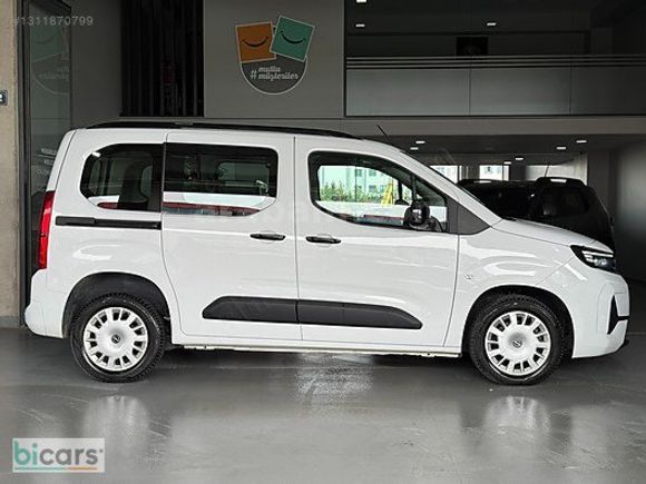 BİCARS I 2025 OPEL COMBO 1.5D ESSENTİAL 44.000 KM ORJİNAL