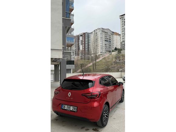 2023 Renault Clio 1.0 SCe Manuel 57.000 KM HATASIZ BOYASIZ