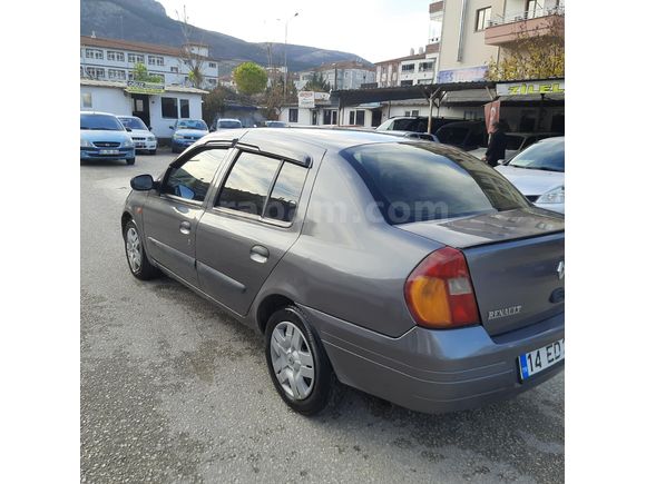 Sahibinden Renault Clio 1.4 16 valf megane motorlu 2001 Model