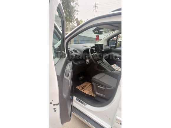 Sahibinden Toyota Proace City 1.5 D Passion X-Pack 2024 Model