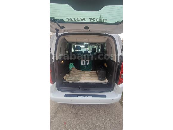 Sahibinden Toyota Proace City 1.5 D Passion X-Pack 2024 Model