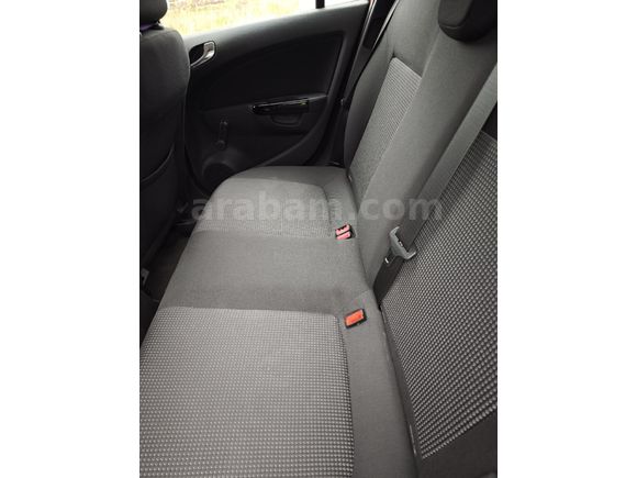 Sahibinden Opel Corsa 1.3 CDTI Essentia 2010 Model