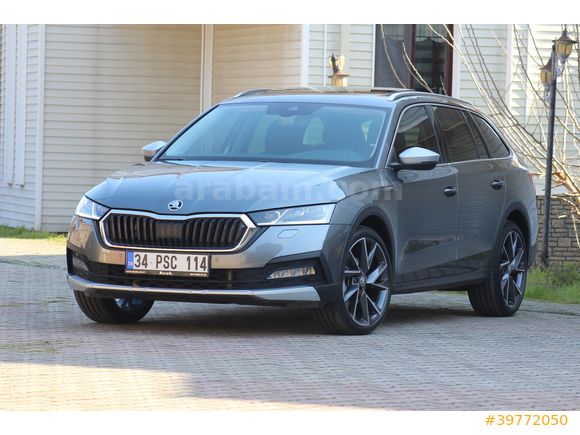 BOYASIZ 2023 OCTAVİA SCOUT 1.5TSİ 19 JANT SUNROOF ADAPTİF CRUİSE