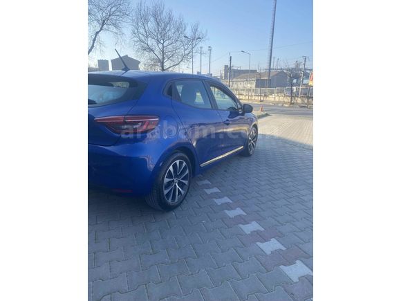 Sahibinden Renault Clio 1.0 TCe Touch 2023 Model 
