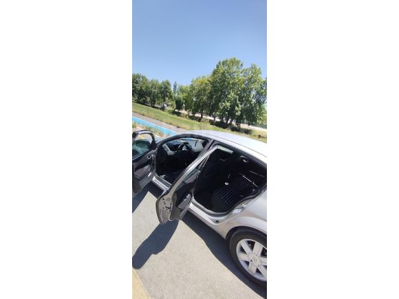 Sahibinden Renault Megane 1.6 Dynamique 2004 Model