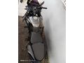 Kadın Motorcudan Bajaj Pulsar RS200