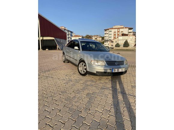 Sahibinden Volkswagen Passat 1.8 T Highline 2000 Model 