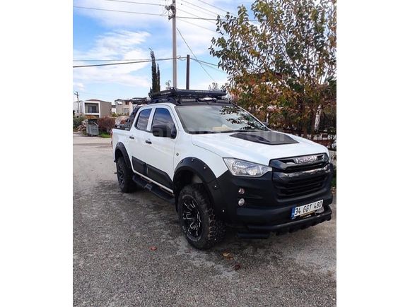 Sahibinden Isuzu D-Max 1.9 D 4x2 V-Life 2022 Model
