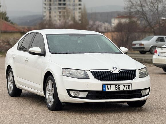 Sahibinden Skoda Octavia 1.2 TSI Optimal 2015 Model 