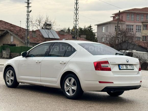 Sahibinden Skoda Octavia 1.2 TSI Optimal 2015 Model 