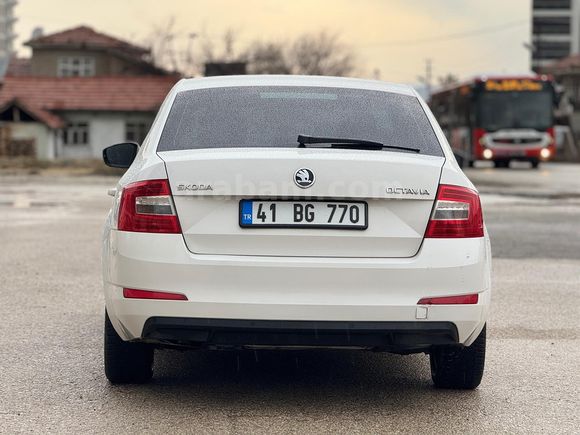 Sahibinden Skoda Octavia 1.2 TSI Optimal 2015 Model 