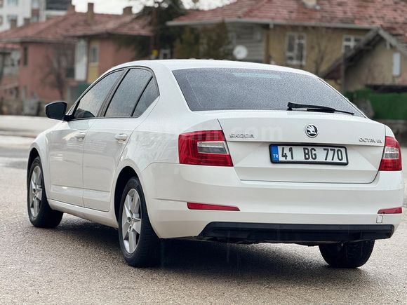 Sahibinden Skoda Octavia 1.2 TSI Optimal 2015 Model 