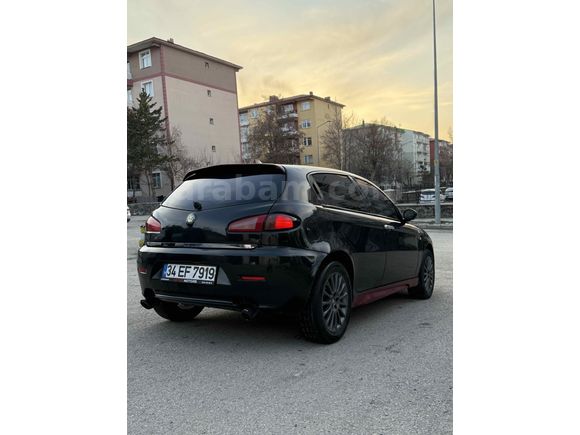 Sahibinden Alfa Romeo 147 1.6 TS Distinctive 2007 Model 