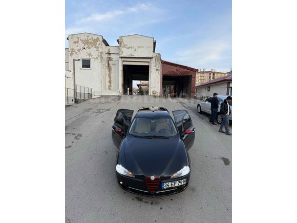 Sahibinden Alfa Romeo 147 1.6 TS Distinctive 2007 Model 