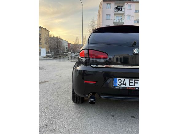 Sahibinden Alfa Romeo 147 1.6 TS Distinctive 2007 Model 
