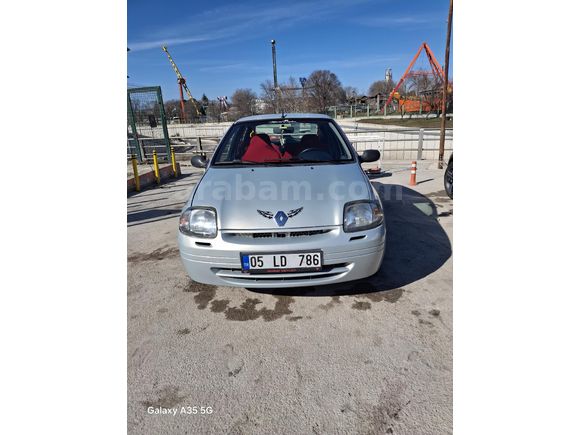 Sahibinden Renault Clio 1.4 RNA 2001 Model