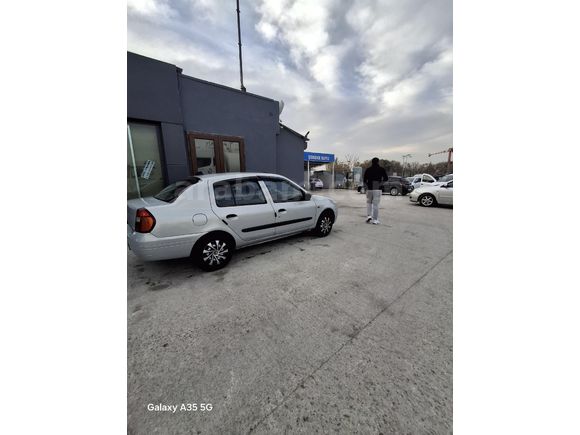 Sahibinden Renault Clio 1.4 RNA 2001 Model