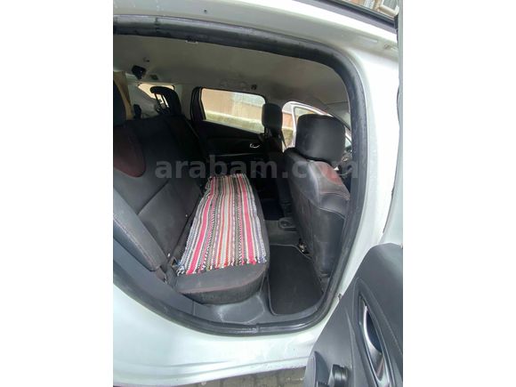Sahibinden Renault Clio 1.5 dCi Touch 2015 Model  453.000 km Füme