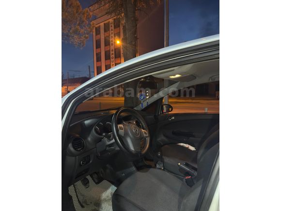 Sahibinden Opel Corsa 1.3 CDTI Essentia 2013 Model