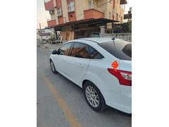 Sahibinden Ford Focus 1.6 TDCi Titanium 2013 Model 150000 km Beyaz