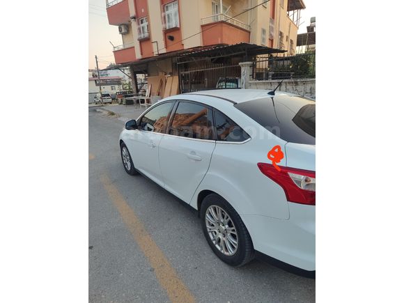 Sahibinden Ford Focus 1.6 TDCi Titanium 2013 Model 150000 km Beyaz