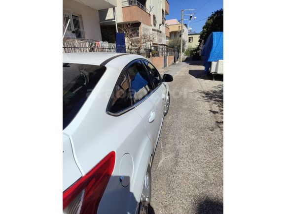 Sahibinden Ford Focus 1.6 TDCi Titanium 2013 Model 150000 km Beyaz