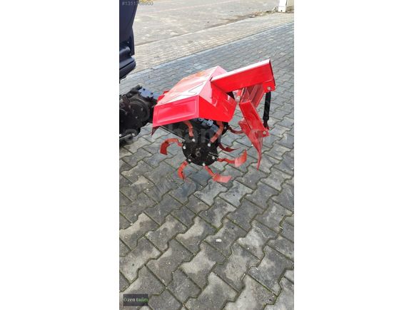 MİNİ PALETLİ TRAKTÖR ARKA 30 X 30 KANAL AÇMA ATAÇMANI