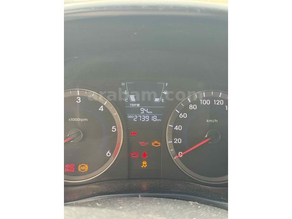 Sahibinden Hyundai Accent Blue 1.6 CRDI Mode Plus 2012 Model 