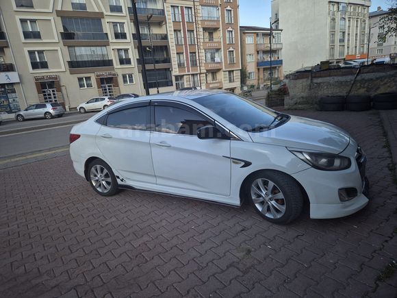 Sahibinden Accent Blue Mode Plus, Temiz