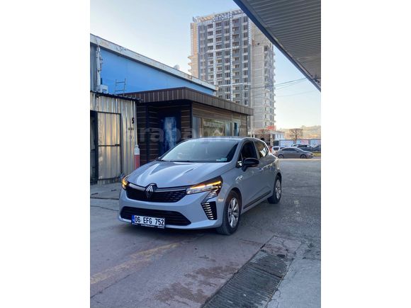 Sahibinden Renault Clio 1.0 TCe Equilibre 2023 Model 