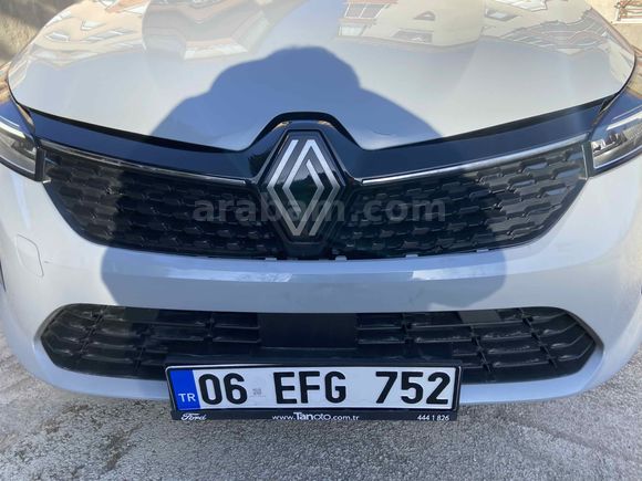 Sahibinden Renault Clio 1.0 TCe Equilibre 2023 Model 
