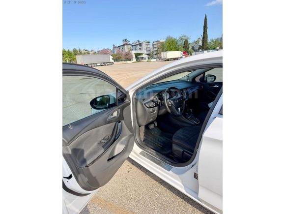 KOTA MOTORS / OPEL ASTRA 1.4 TURBO DYNAMIC SUNROOF