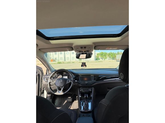 KOTA MOTORS / OPEL ASTRA 1.4 TURBO DYNAMIC SUNROOF