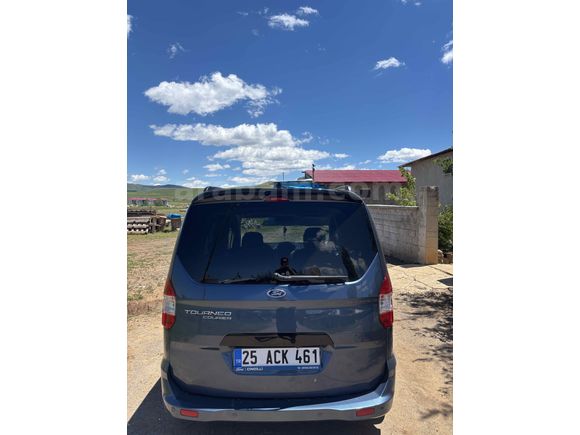   Sahibinden Ford Tourneo Courier 1.5 TDCi Titanium Plus 2022 Model 