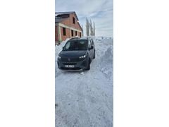 Sahibinden Peugeot Rifter 1.5 BlueHDI GT 2025 Model 