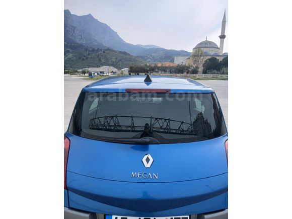 Sahibinden Renault Megane 1.5 dCi Dynamique 2005 Model  330.000 km Mavi
