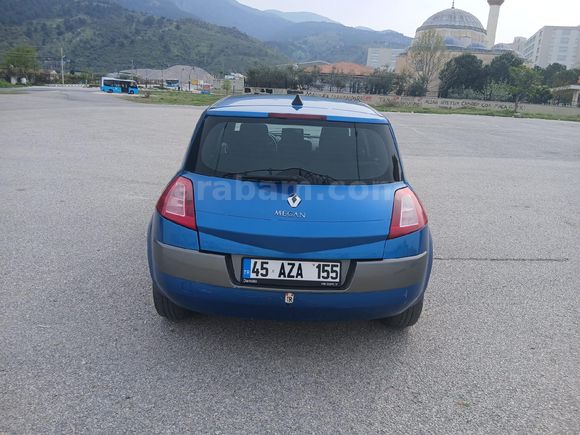 Sahibinden Renault Megane 1.5 dCi Dynamique 2005 Model  330.000 km Mavi