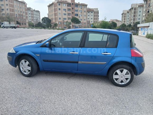 Sahibinden Renault Megane 1.5 dCi Dynamique 2005 Model  330.000 km Mavi