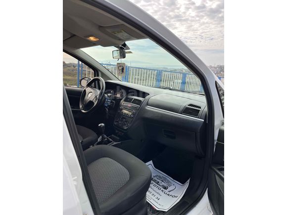 Fiat Linea 1.3 Multijet Pop 2015 Model  206.000km Beyaz