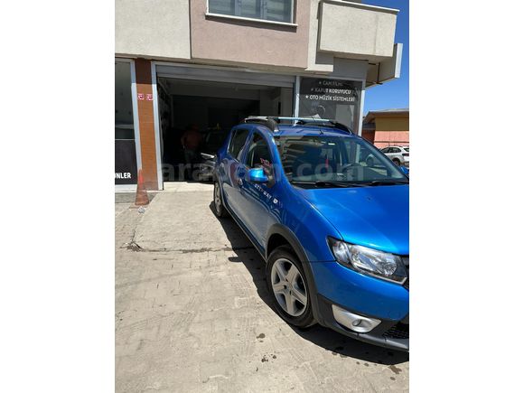 Sahibinden Dacia Sandero 0.9 TCe Turbo Stepway 2013 Model