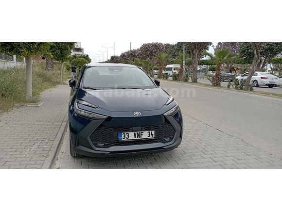 Sahibinden Toyota C-HR 1.8 Hybrid Flame 2026 Model