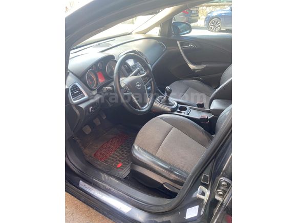 Sahibinden Opel Astra 1.3 CDTI Cosmo 2013 Model  199.000 km Siyah