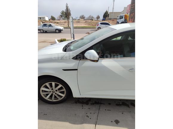 Sahibinden Renault Megane 1.6 Touch 2019 Model