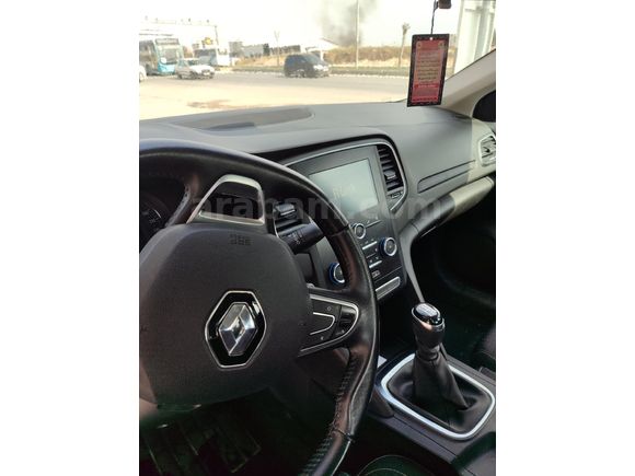 Sahibinden Renault Megane 1.6 Touch 2019 Model