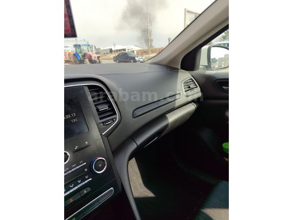 Sahibinden Renault Megane 1.6 Touch 2019 Model
