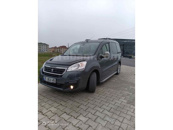 Sahibinden Peugeot Partner 1.6 BlueHDI Zenith 2018 Model  90.000 km Füme