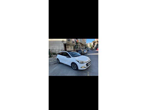 Sahibinden Hyundai i20 1.2 MPI Style 2015 Model