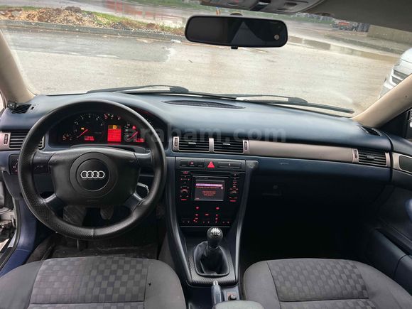 TANK GİBİ ARABA NADİR TEMİZLİKTE  Audi A6 